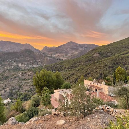 Boutique B&B El Refugio Alcaucin Luaran gambar