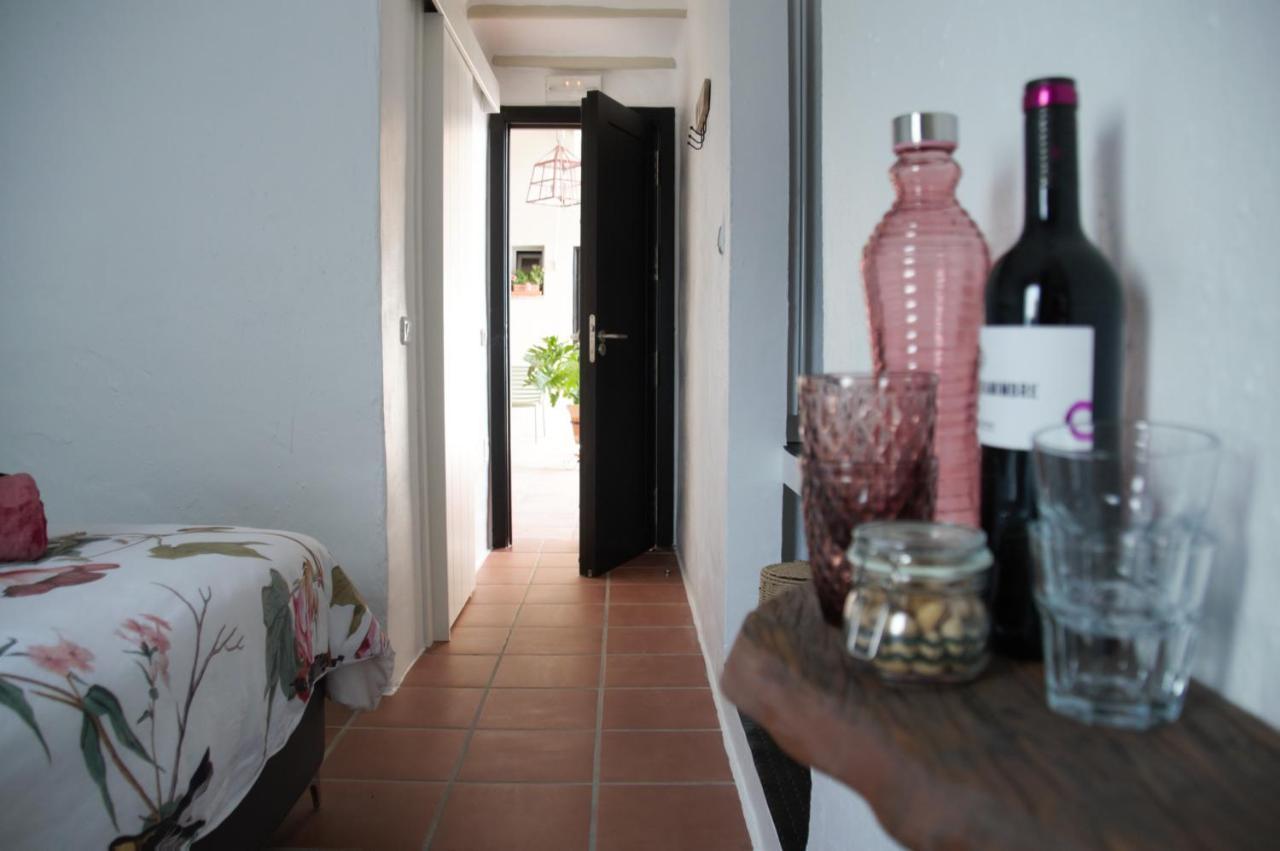 Boutique B&B El Refugio Alcaucin Luaran gambar