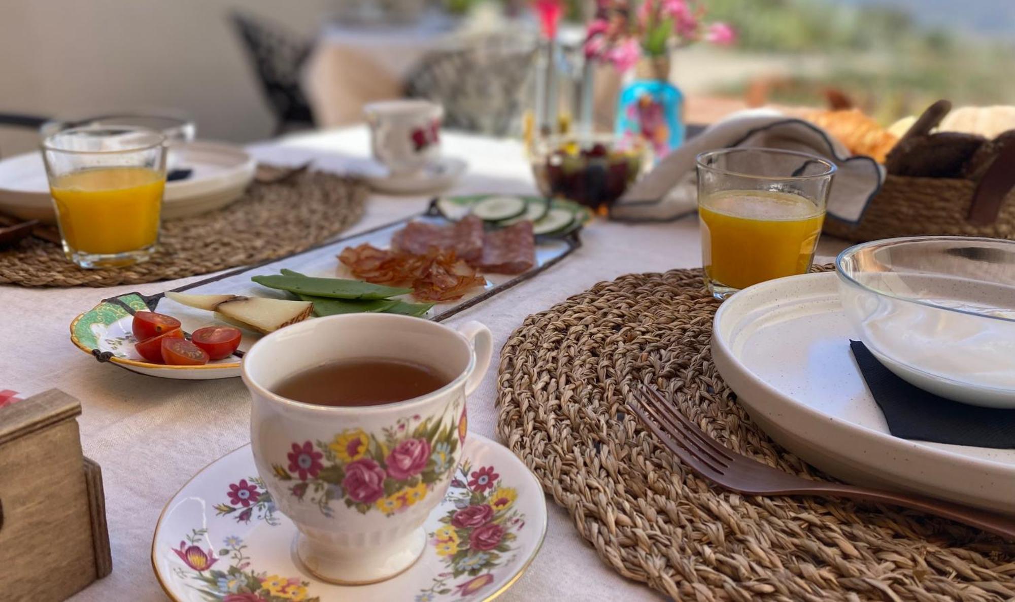 Boutique B&B El Refugio Alcaucin Luaran gambar