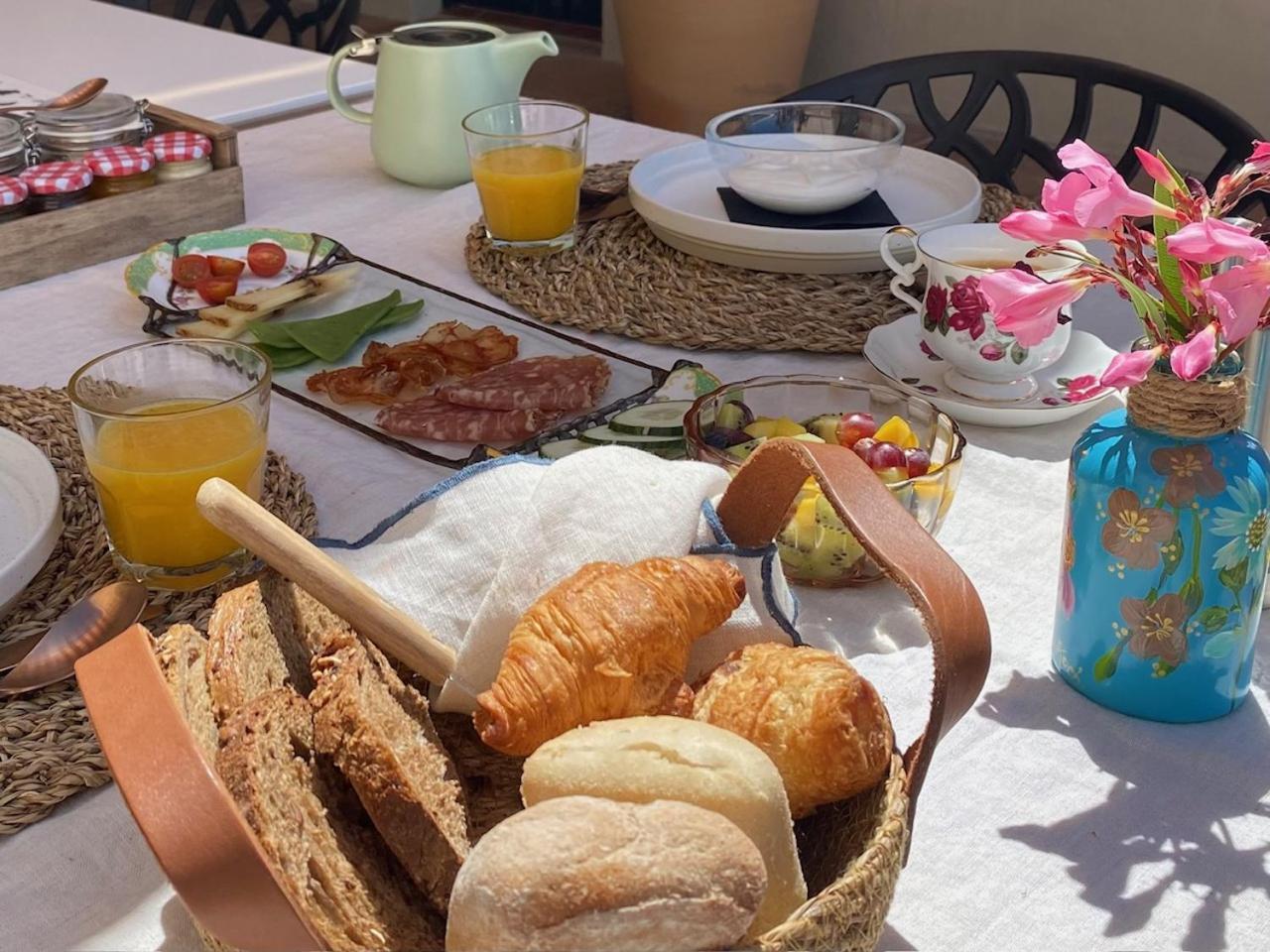 Boutique B&B El Refugio Alcaucin Luaran gambar
