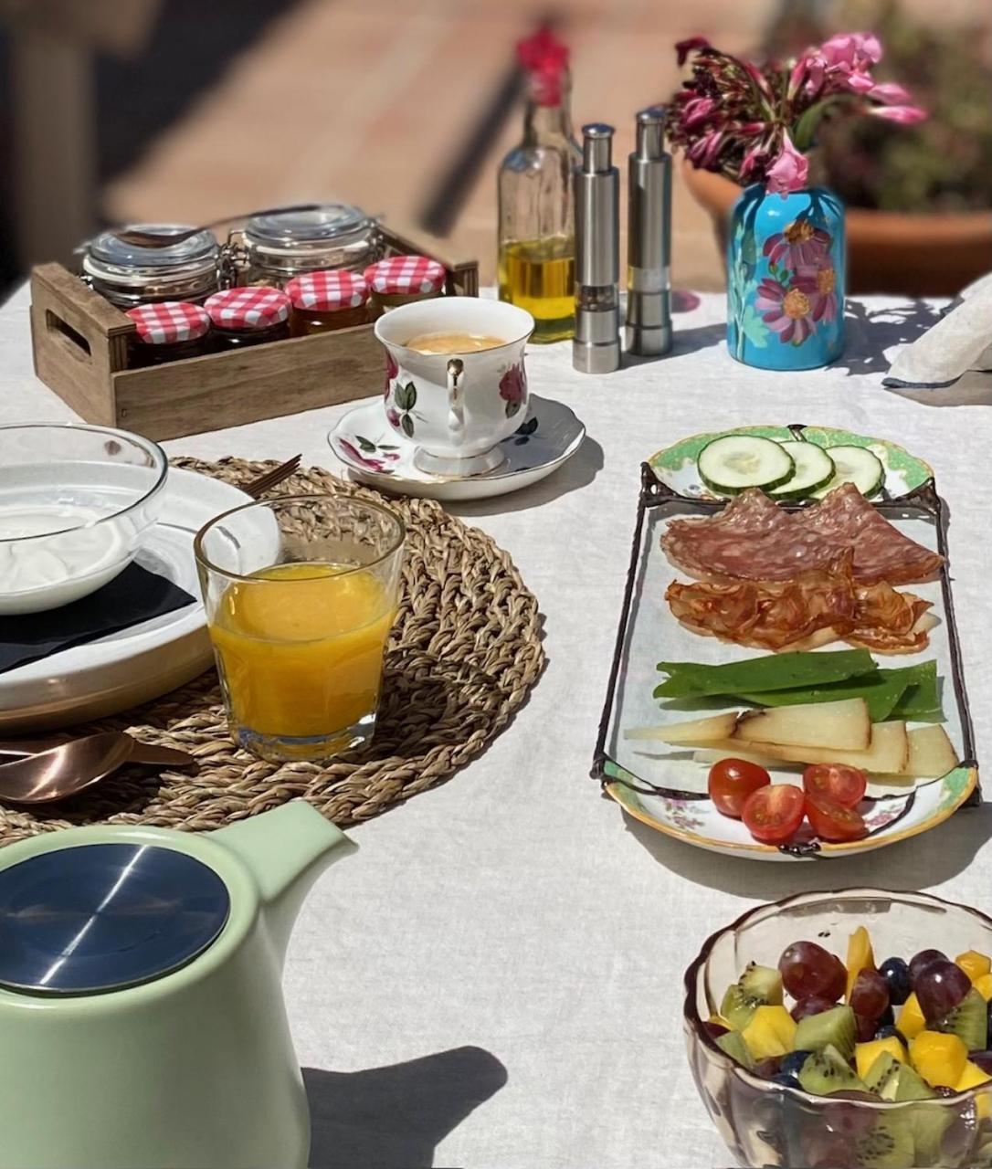 Boutique B&B El Refugio Alcaucin Luaran gambar